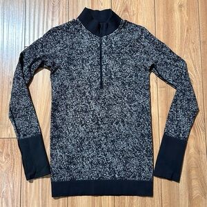 Lululemon 1/4 Zip Womens Size 2 Black Heather Athleisure Pullover Running Jacket